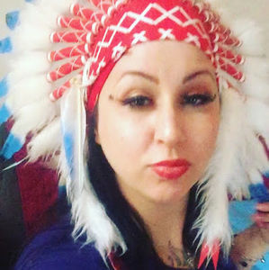 Meet your Posher, White